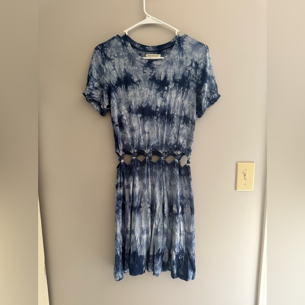 American Eagle Tie Dye T-Shirt Dress Women’s SZ M Blue Cut Out Waist Boho Casual